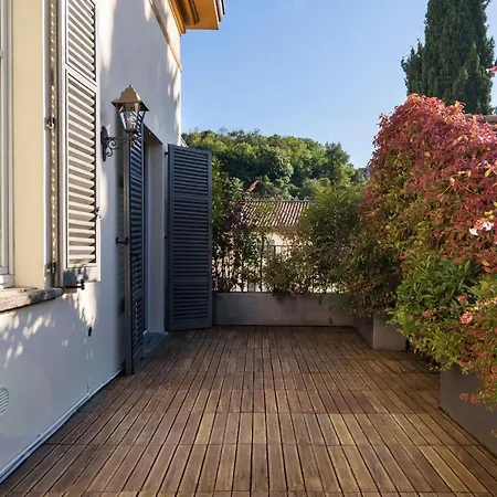 Rossi By Holiday Solutions Apartment Como